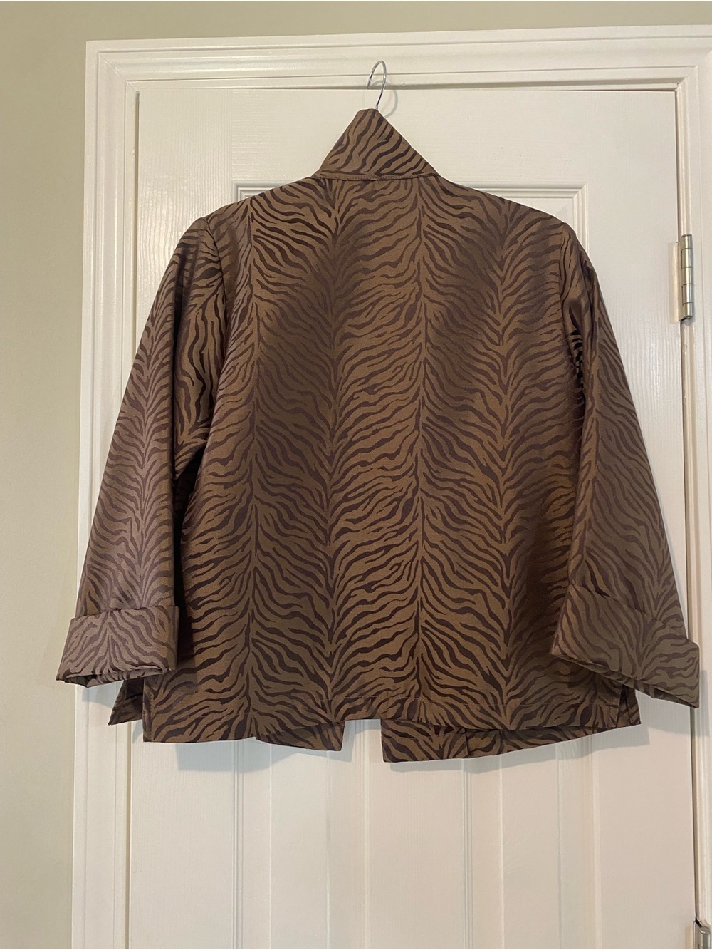 Connie Roberson Brown Black Tiger Stripe 100% Jacquard Silk Size S Pristine - Picture 4 of 8
